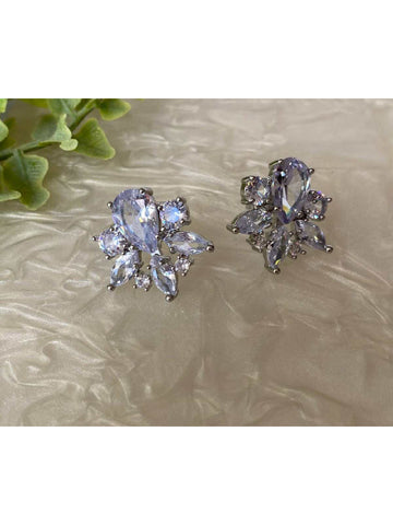 Brincos Pedras Cravejadas de Navetes e Gota